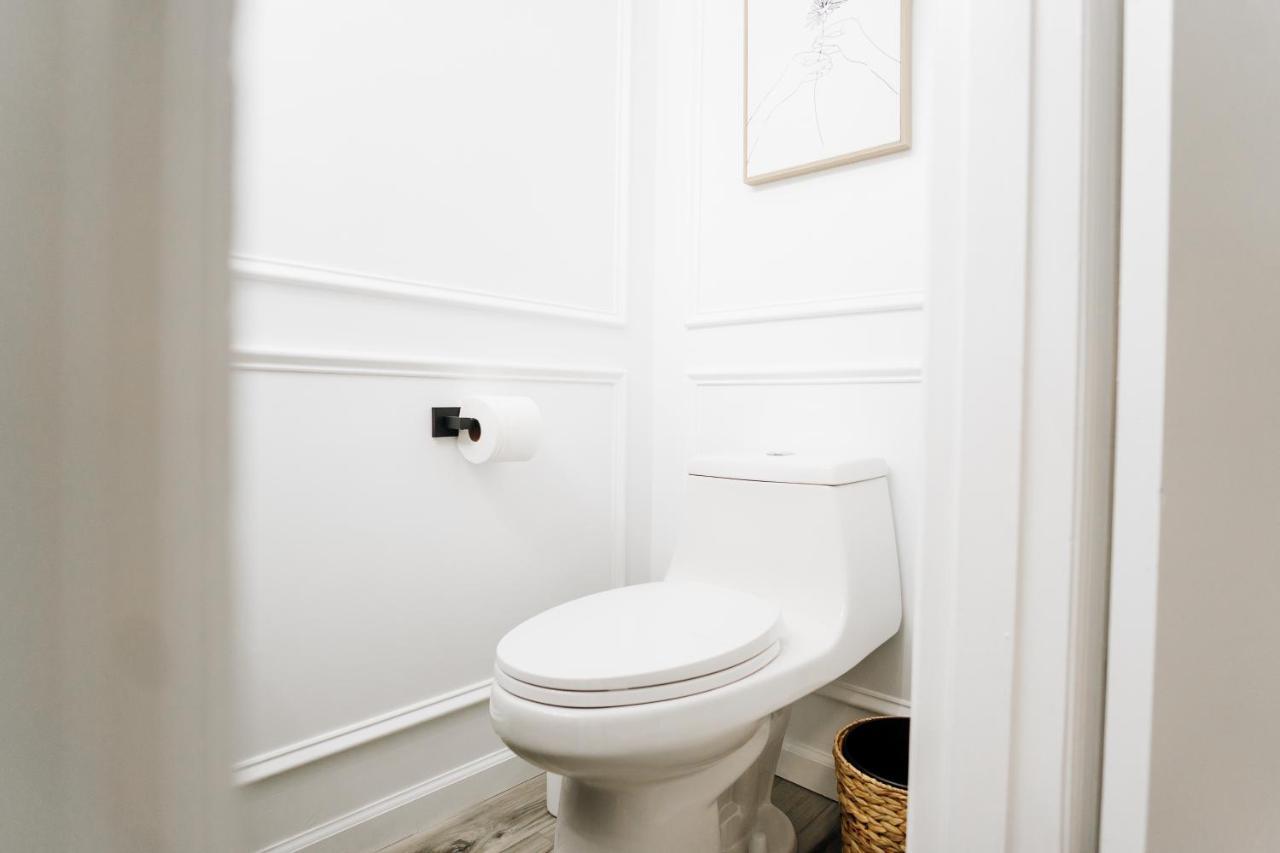 Tranquil Luxury: Modern Comfort! Lynchburg Eksteriør bilde