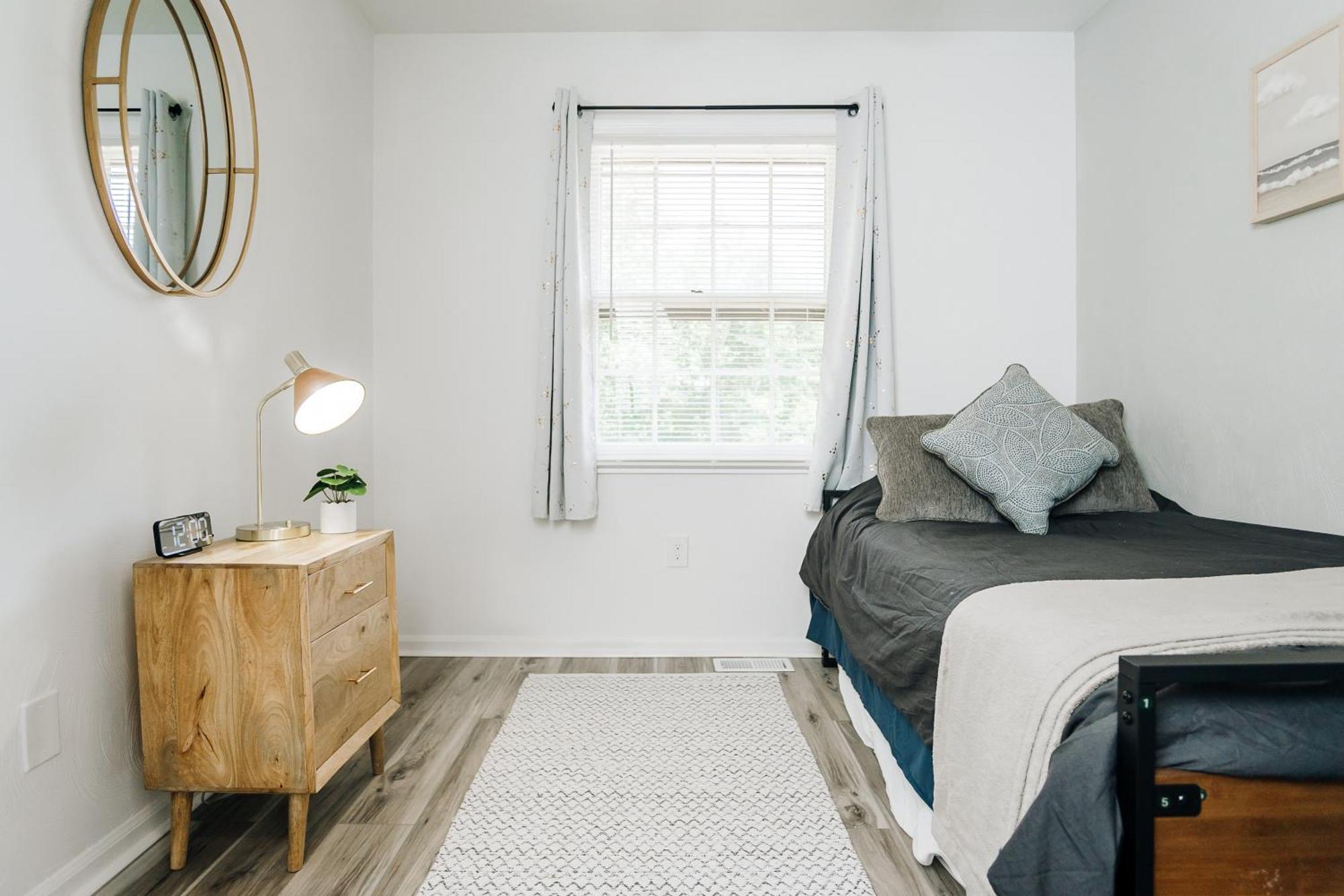 Tranquil Luxury: Modern Comfort! Lynchburg Eksteriør bilde